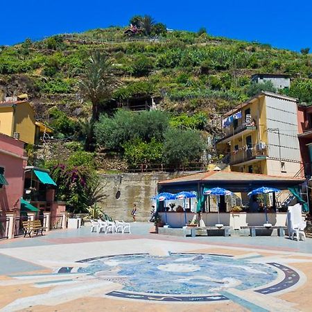 La Casa Del Gallerista Manarola Exterior photo